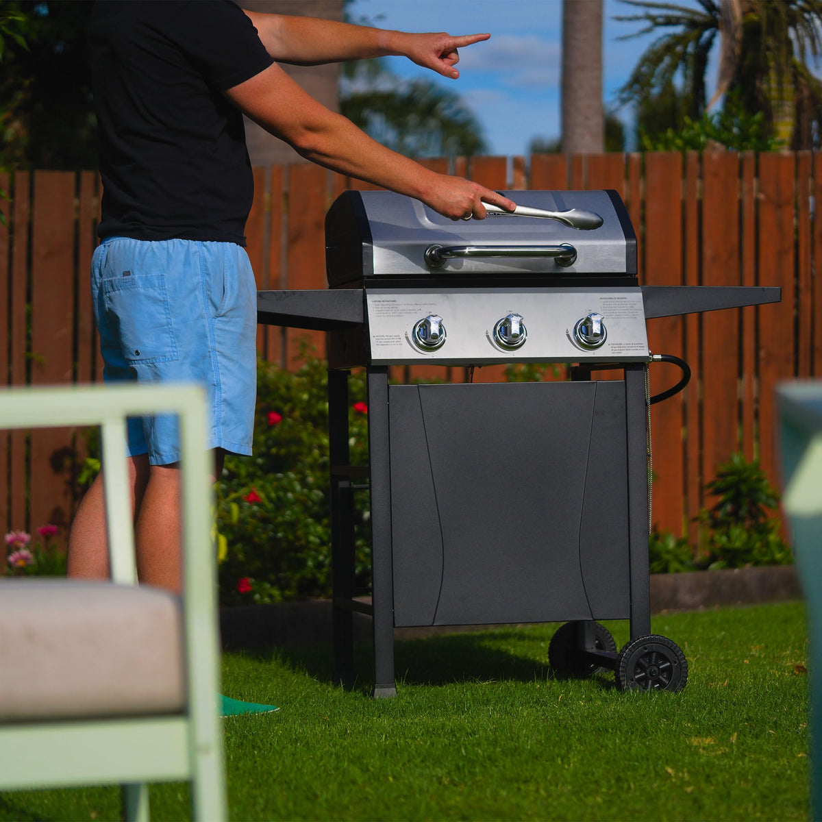 Grill Boss 3-Burner Portable Propane Gas BBQ Grill with Lid